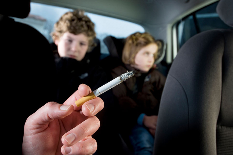 Zabrana pušenja u autu u kojem su djeca