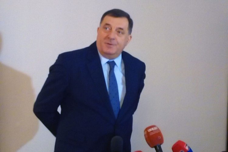 Dodik u Sarajevu podnio zahtjev za vizu