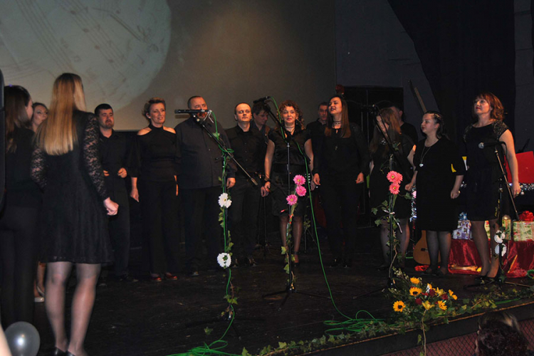 Godišnji koncert pjevačkog društva "Izvornik"