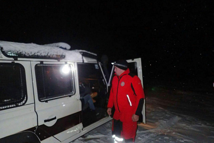 Pripadnici Gorske službe spasili bolesnu djevojčicu iz snježnih nanosa