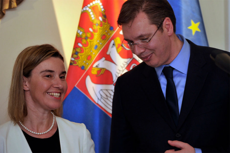 Mogerini: Bila sam zabrinuta, hvala Vučiću