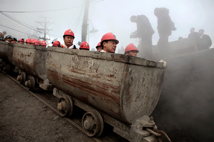 Kina: Eksplozija u rudniku, poginulo osam radnika