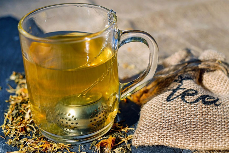 Sve blagodeti uvinog čaja: Pomaže i ženama i muškarcima