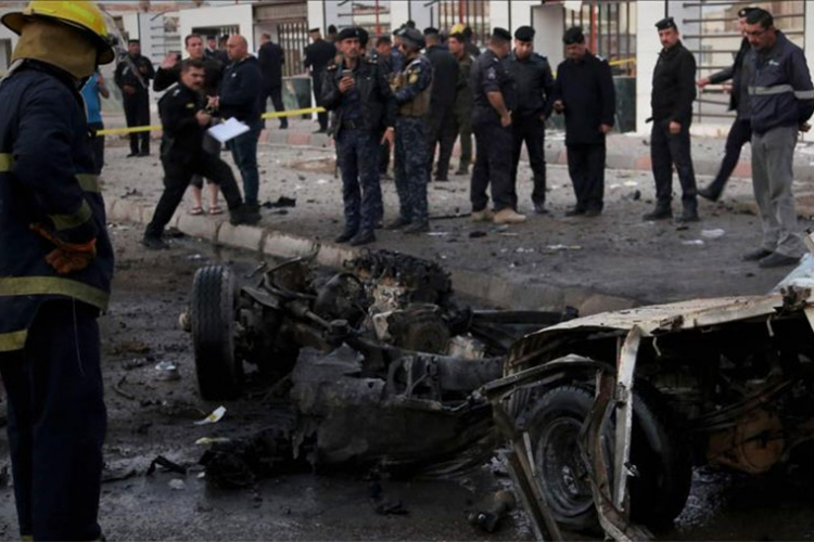 Eksplozija auto-bombe u Bagdadu, 23 mrtvih