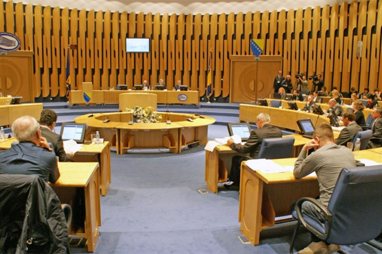 Zakon o akcizama na naftu prošao u Domu naroda Parlamenta BiH