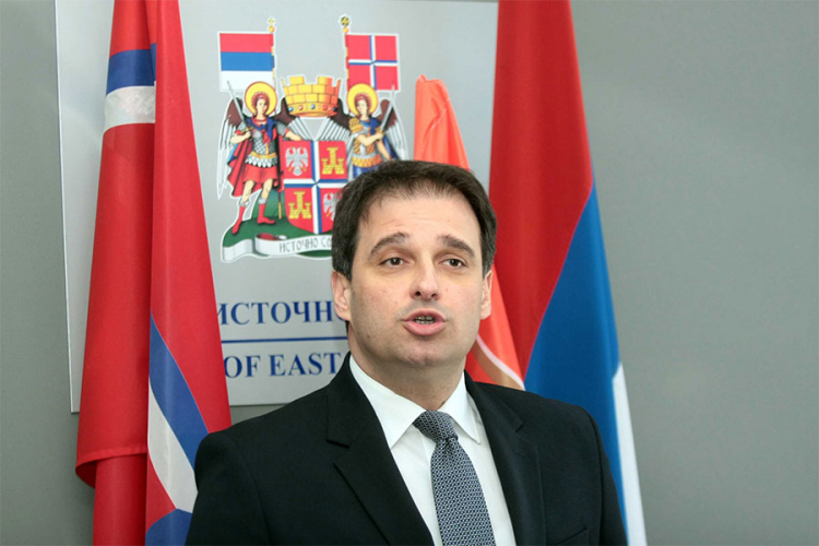 Govedarica: Dodik i Izetebegović najveći neprijatelji, a dogovorili akcize u Mostaru