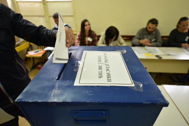 Na narednim izborima u BiH glasaće 52 odsto građana