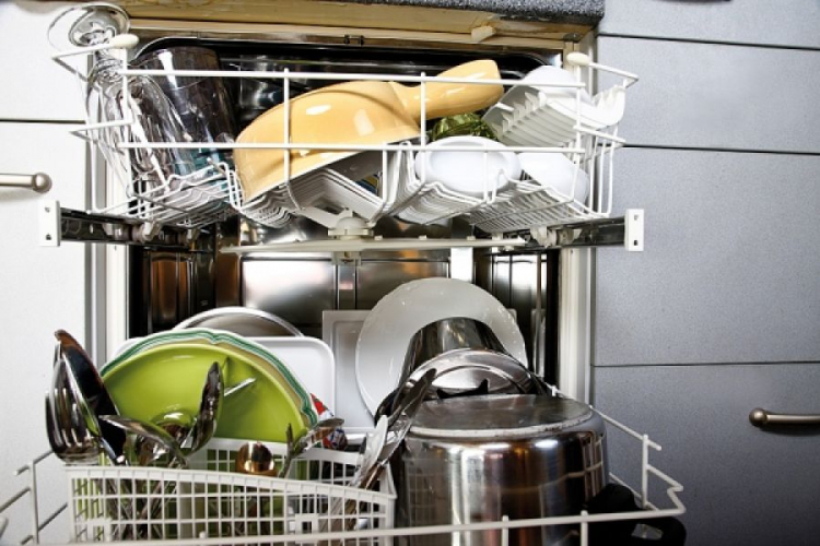 Šta ne smije u mašinu za sudove 