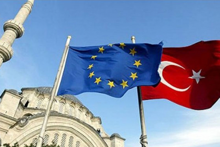 Erdogan: Turska će održati referendum o članstvu u EU