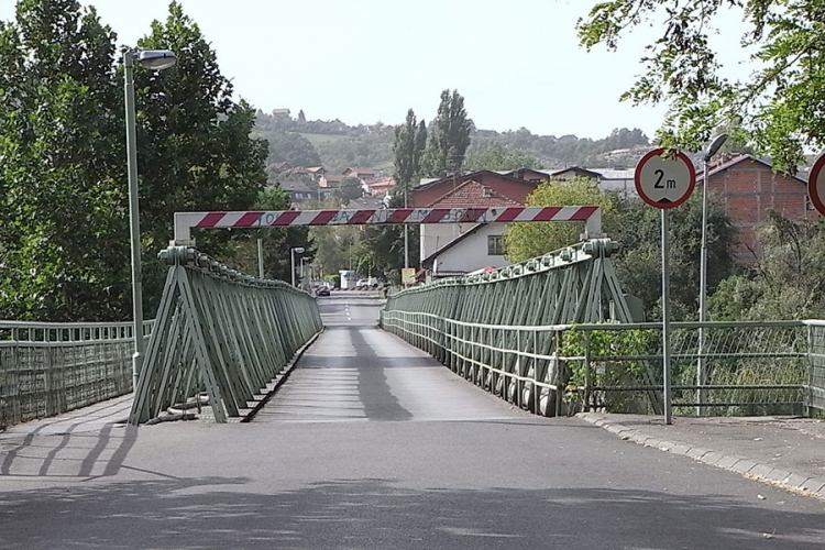 Obustava saobraćaja preko Zelenog mosta
