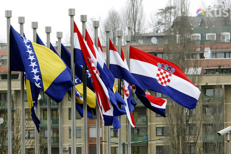 Hrvatska se neće uplitati u odnose u BiH