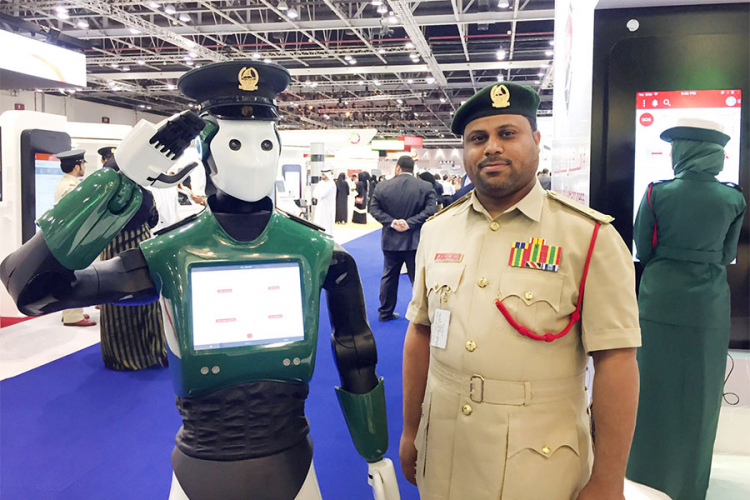 Robot policajac od danas patrolira ulicama Dubaija