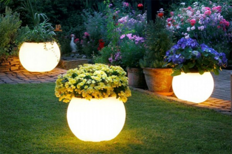 Kako da osvjetlite vrt