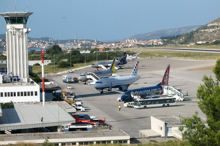 Splitski aerodrom obara rekorde, danas slijeće 96 aviona