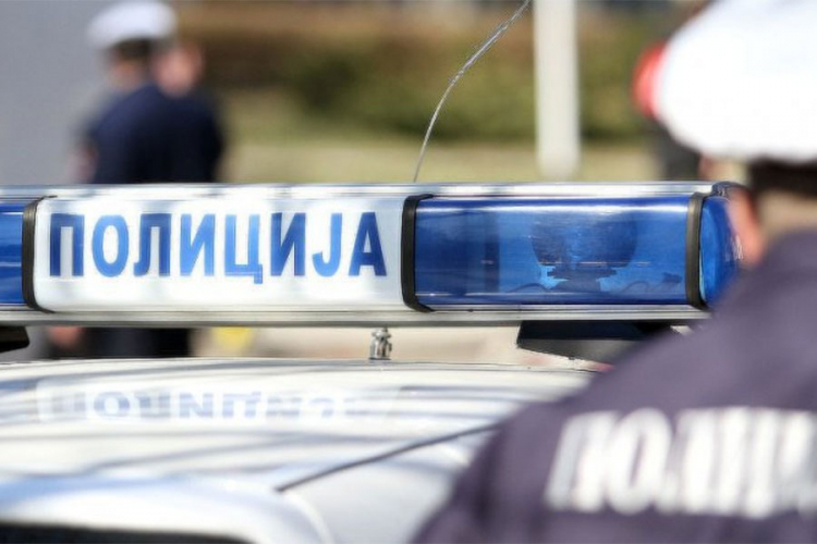 BMW-om udario u ogradu u Bijeljini, pa prebačen u Beograd na liječenje