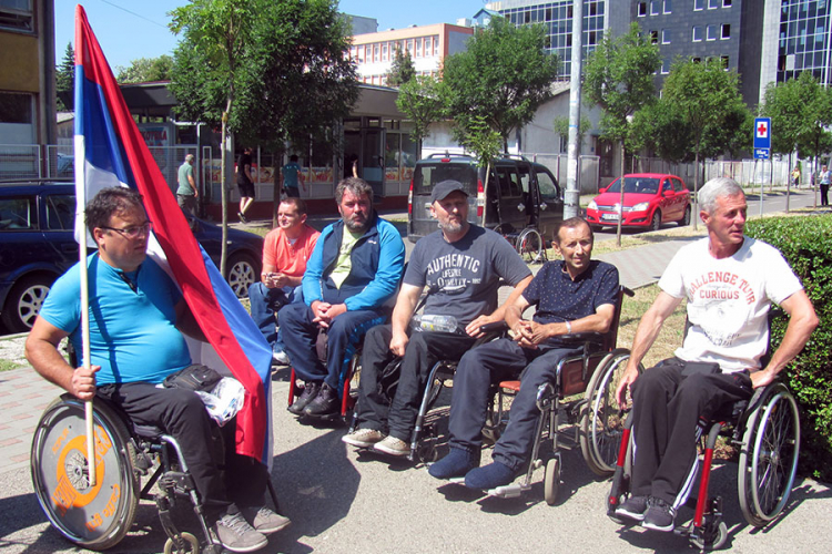 Protest ratnih vojnih invalida i amputiraca RS: Vratili ortopedska i medicinska pomagala