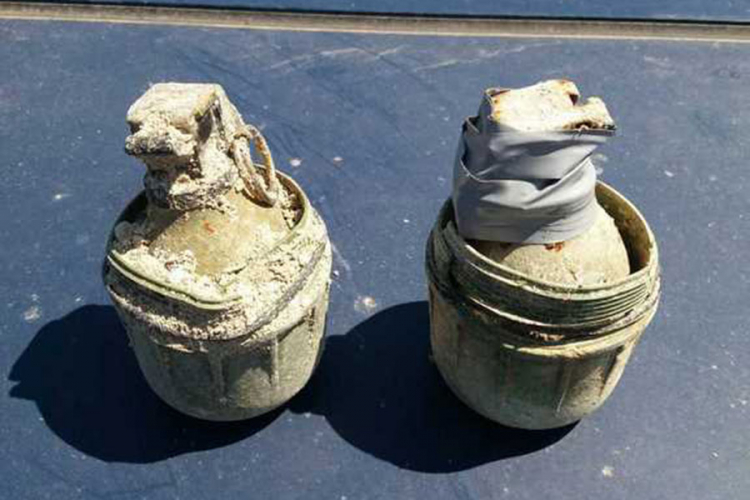 Otklonjene dvije ručne bombe u Trebinju