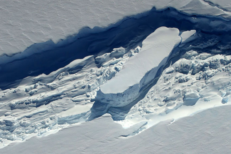 Ogromni ledeni brijeg odvojiće se od Antarktika