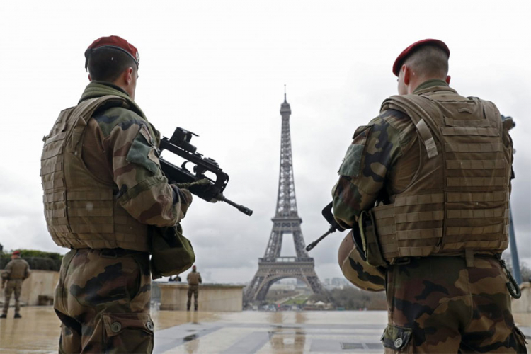 Novi zakon o bezbjednosti u Francuskoj zbog prijetnji ekstremista