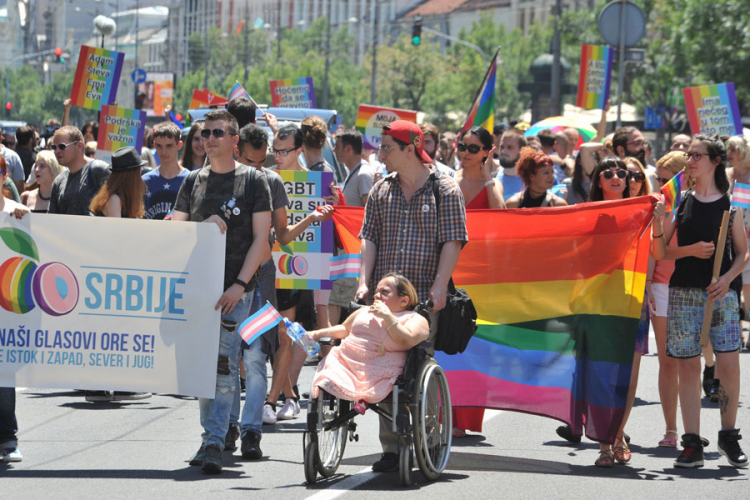 Šetnja pripadnika LGBT populacije u Beogradu