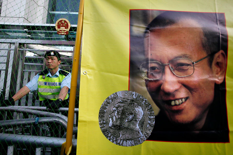 Kina oslobodila Nobelovca Lijuja Sjaoboa
