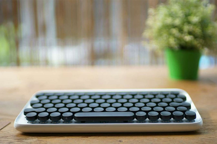 m:agazin – Minijaturne tastature inspirisane pisaćim mašinama