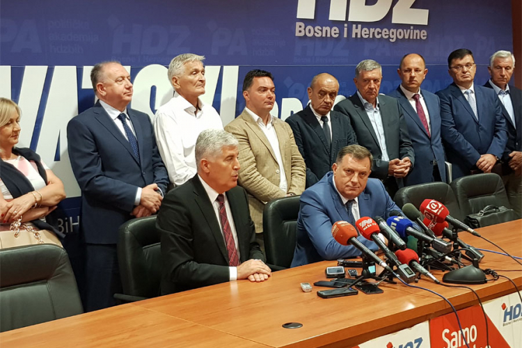 Dodik i Čović: Odnosi u BiH potpuno narušeni, nema više parlamentarne većine