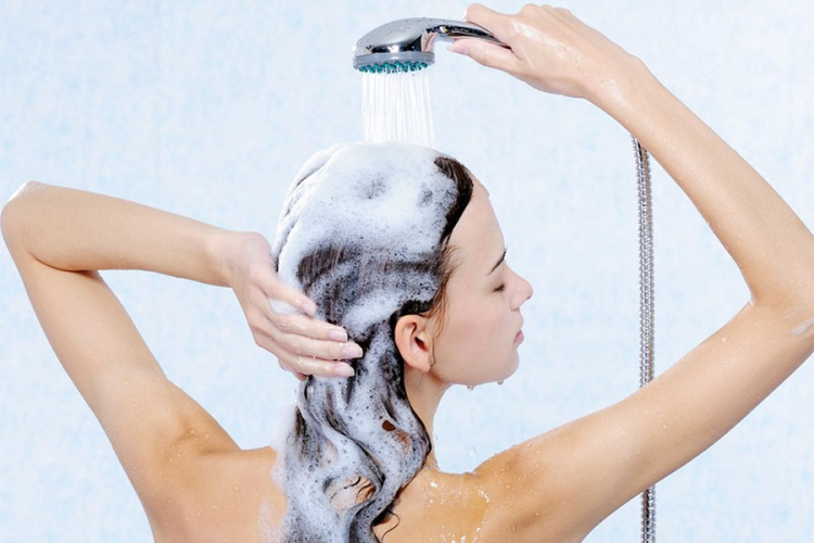 Da li vas šampon koji koristite truje?