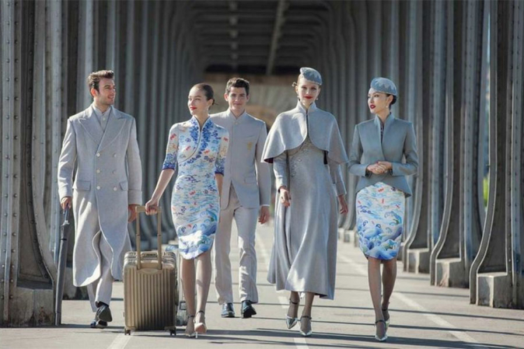 Kineska aviokompanija uvodi haute couture uniforme