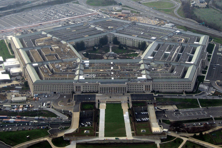 Pentagon mijenja pravila nakon Trampove zabrane