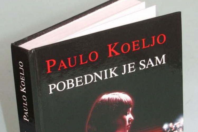 "Pobjednik je sam", neobičan roman Paula Koelja