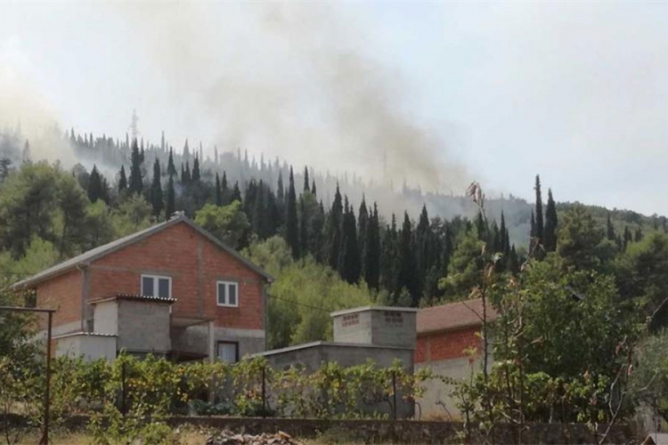 Drama kod Čapljine: Ugroženo 500 kuća