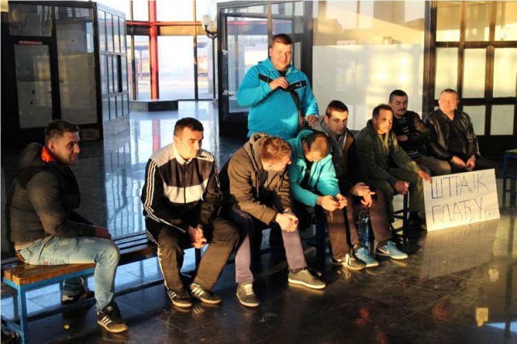 Sastanak radnika Željeznica RS: Od ponedjeljka štrajk glađu