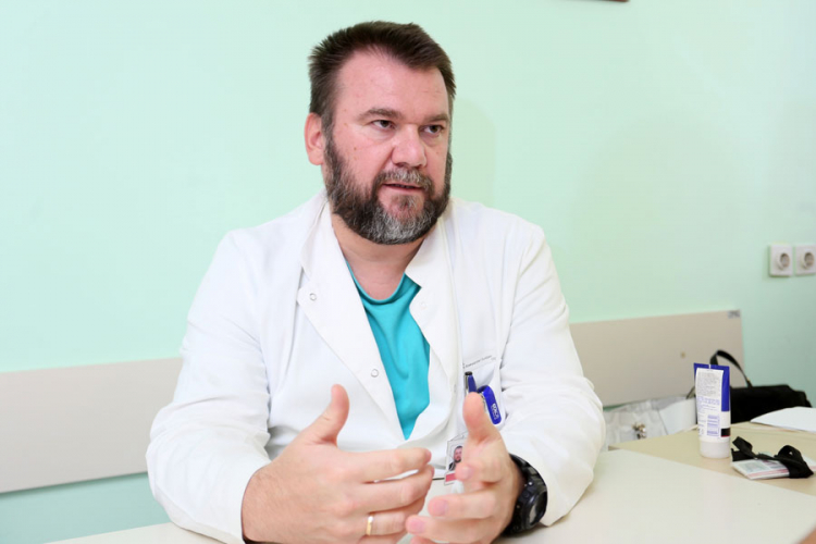 Doktor Aleksandar Guzijan o opasnoj bolesti: Karcinom dojke agresivniji kod mlađih žena