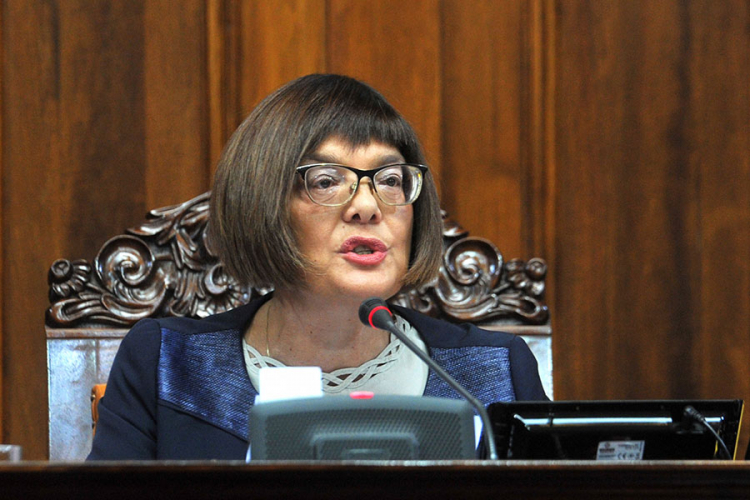 Maja Gojković u suzama napustila sjednicu Skupštine Srbije