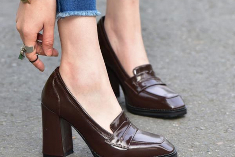 Pet znakova da nosite krive cipele