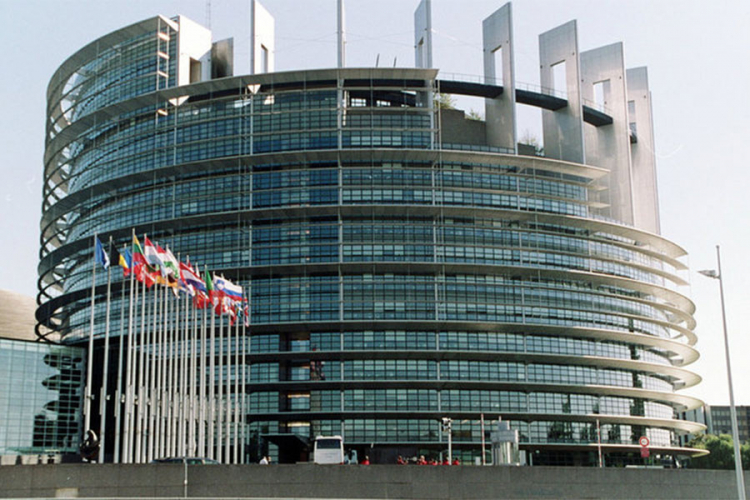 Skandal u Evropskom parlamentu: Poslanici seksualno zlostavljali asistentkinje?