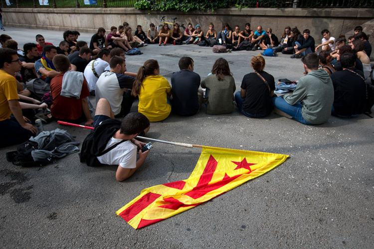 Evropska komisja: Nismo promijenili stav o Kataloniji poslije Rahojeve najave