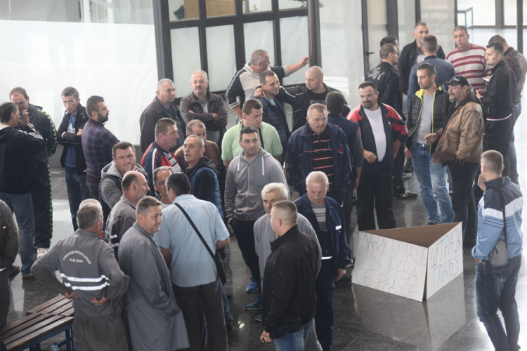 Solidarnost među kolegama u 'Željeznicama RS': Odvajanjem od plate umanjuju nepravdu