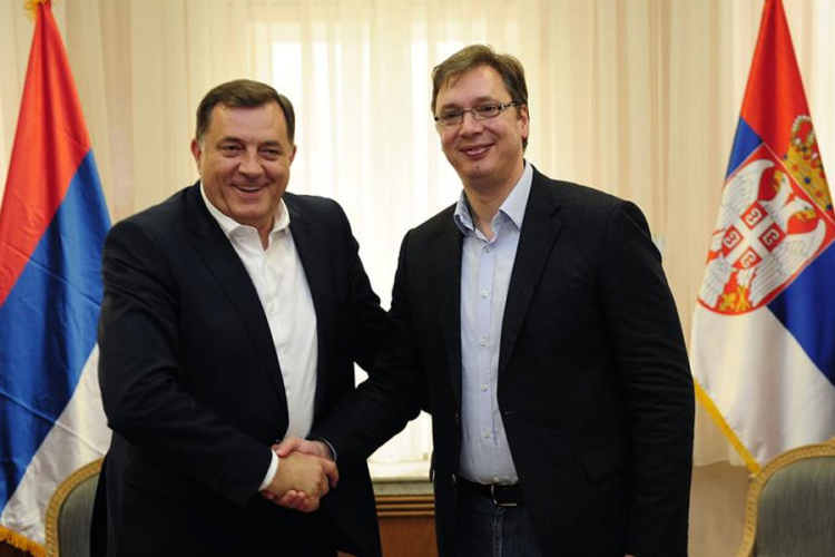 U Beogradu sastanak Dodika i Vučića, nakon toga zajednička sjednica vlada RS i Srbije