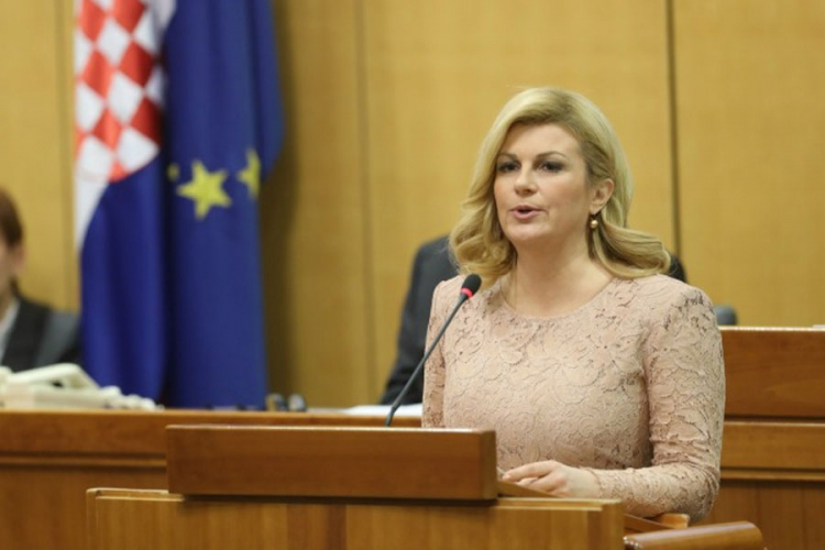 Grabar-Kitarović: U Hrvatskoj je vanredno stanje, ne želimo životarenje