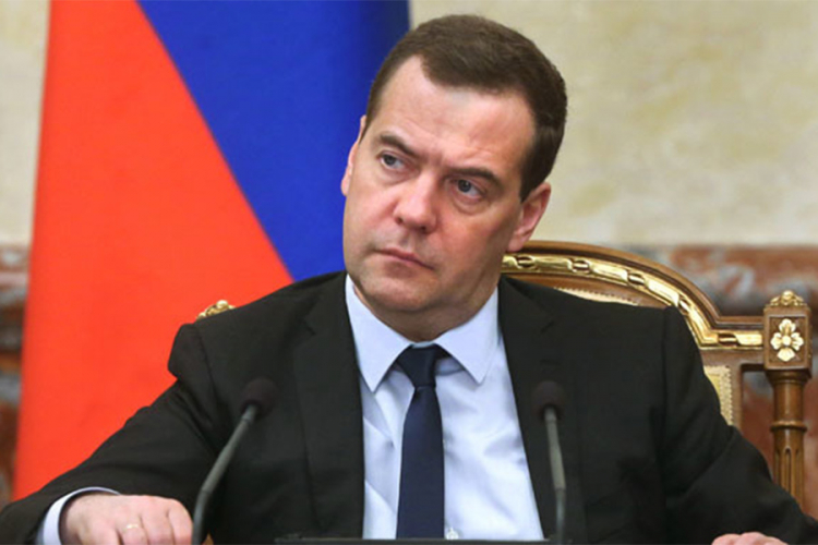 Medvedev: EU pritiska Rusiju da odustane od Sjevernog toka 2