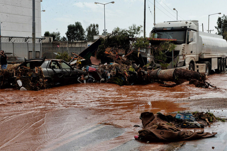 Broj mrtvih u poplavi u Grčkoj porastao na 19