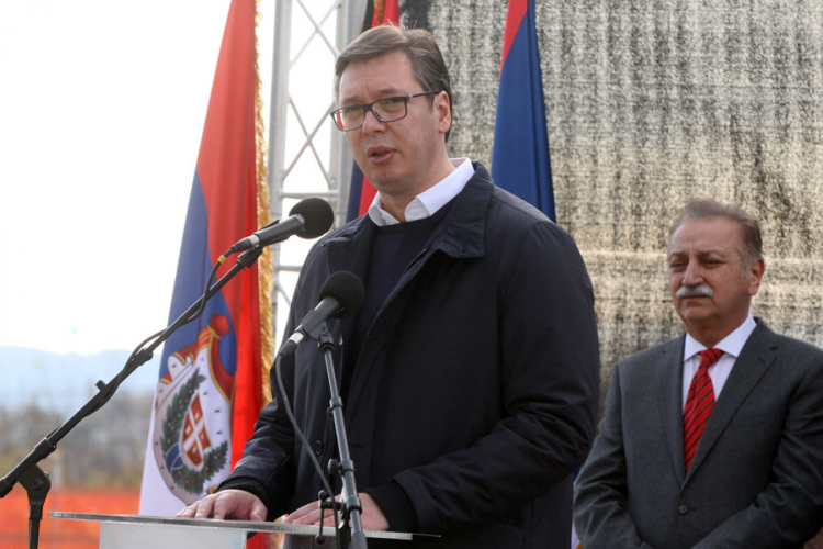 Vučić: Javni dug Srbije smanjen na 62,7 odsto BDP-a