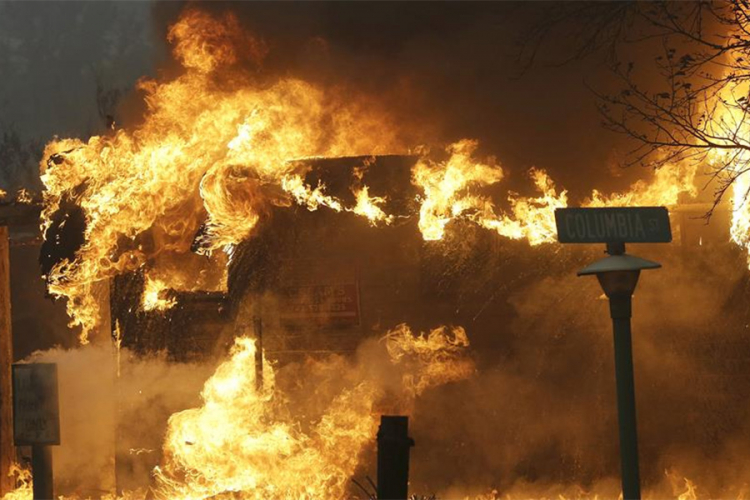 Požari u Kaliforniji, evakuisano 27.000 ljudi