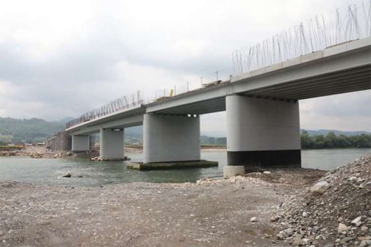 Most “Bratoljub” je završen, građanima kazna od 300 KM za prelazak