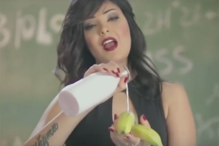 Egipatskoj pjevačici dvije godine zatvora zbog eksplicitnog spota