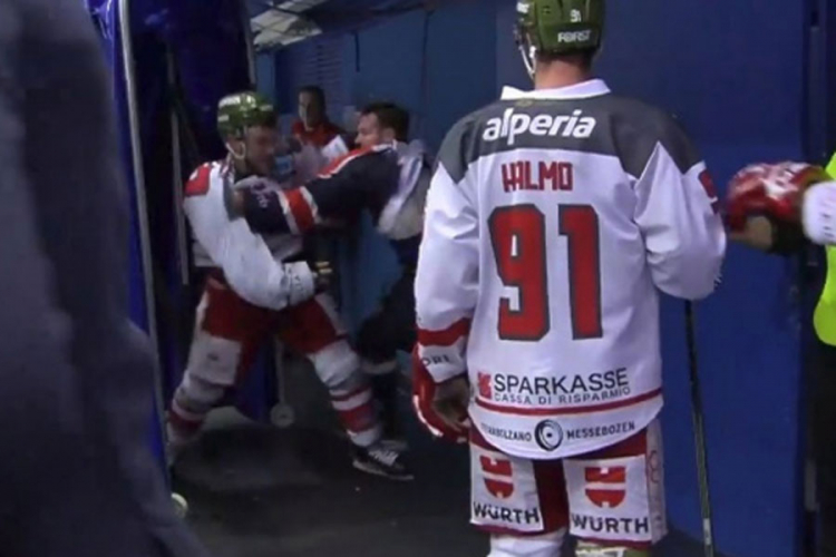 Žestoka tuča poslije hokejaške utakmice u Zagrebu