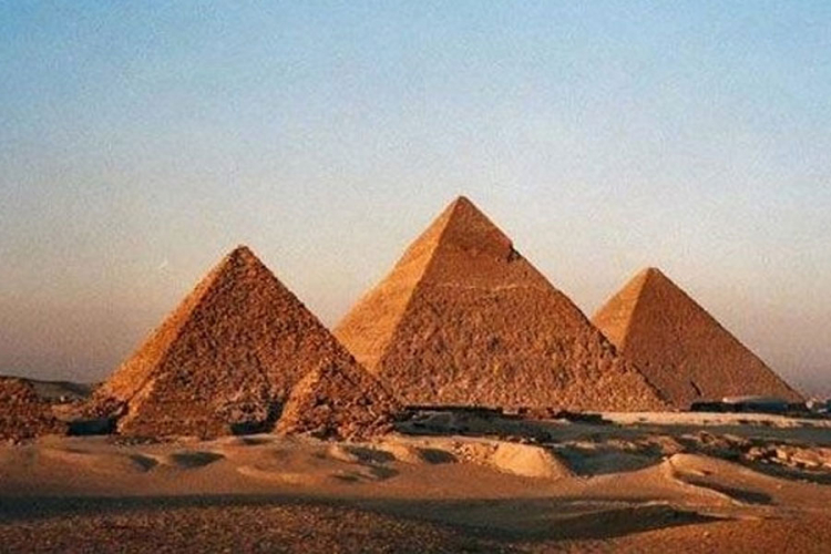 Ruski naučnik otkrio čarobne moći piramida?