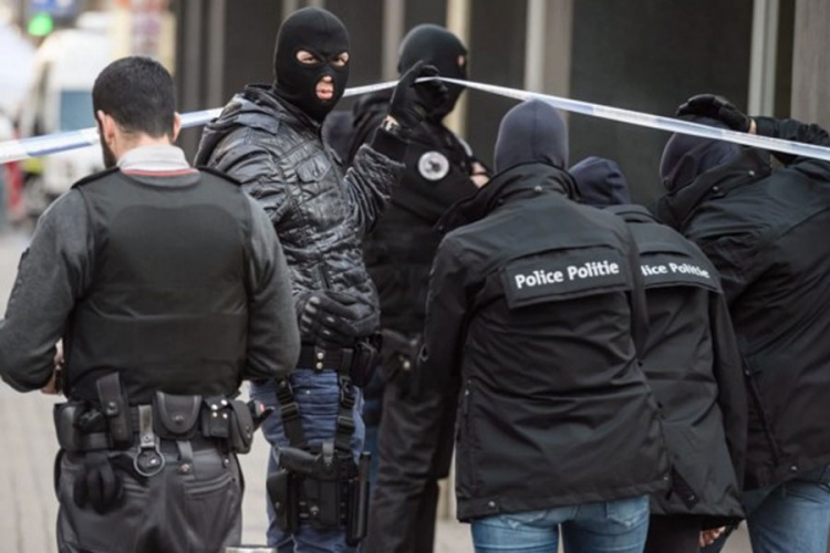Belgijska policija upucala napadača naoružanog nožem